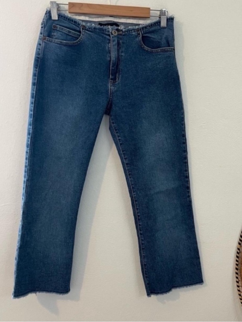 Y2K vintage Arden B Jean capris lower rise with raw frayed waistband size 4